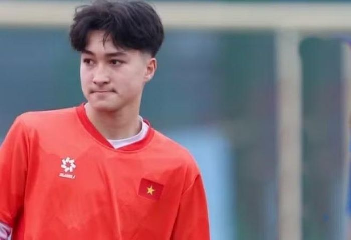 Thomas Mai Veeren hiện là thành viên của đội bóng hạng 2 của Pháp - CLB USL Dunkerque.