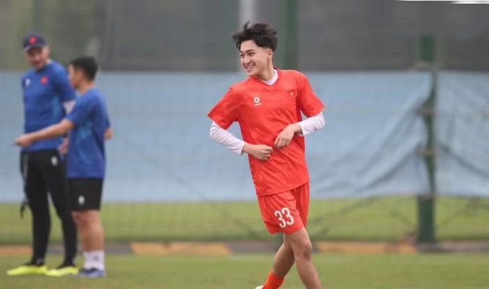 Thomas Mai Veeren có thể thi đấu tốt ở nhiều vị trí ở hàng tiền vệ, bao gồm tiền vệ tấn công, tiền vệ trung tâm và tiền vệ cánh.