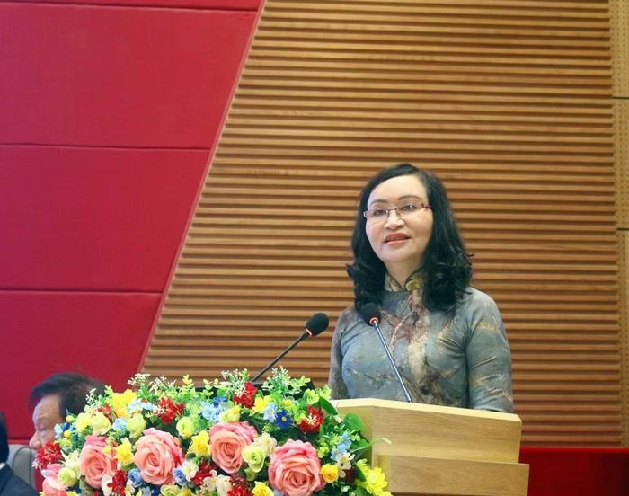 TS Đặng Thị Ngọc Lan, Phó Hiệu trưởng Trường ĐH Cửu Long phát biểu tại Hội nghị.