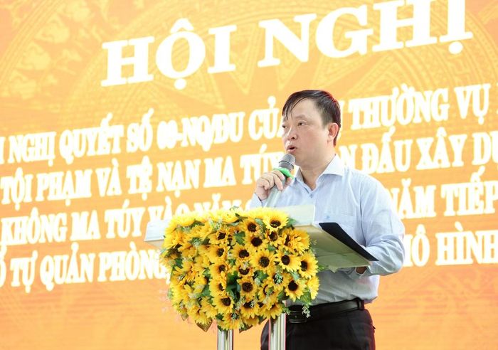 Chủ tịch UBND phường Bình Thạnh Phan Quang Khánh phát biểu tại buổi lễ.