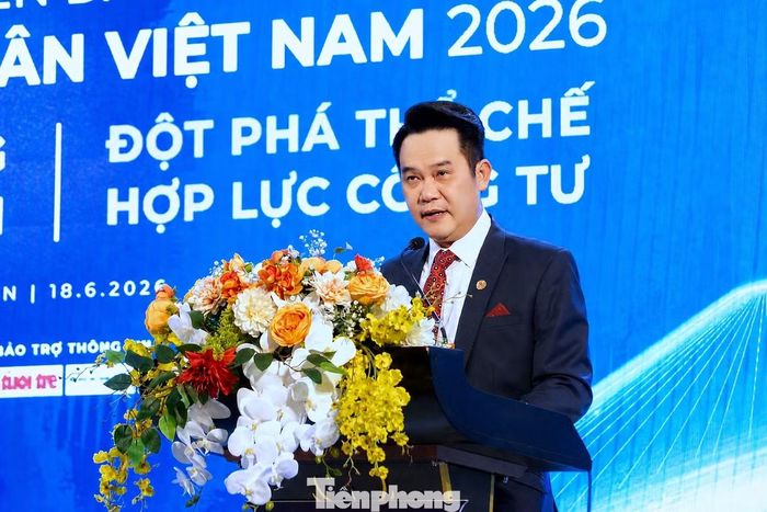 Ông Đặng Hồng Anh - Phó Chủ tịch T.Ư Hội Liên hiệp Thanh niên Việt Nam, Chủ tịch Hội Doanh nhân trẻ Việt Nam, Chủ tịch Diễn đàn Kinh tế tư nhân Việt Nam 2026 phát biểu khai mạc.