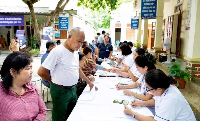 Trước đó, chương trình cũng được triển khai tại các xã Hữu Kiệm và Tiền Phong. Kết quả cho thấy tỷ lệ mắc đái tháo đường và tiền đái tháo đường ở nhiều địa bàn miền núi đang ở mức đáng báo động.