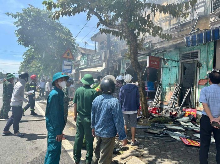 Vụ cháy xảy ra tại xưởng in ấn Hoài Tưởng, địa chỉ số 644 đường Nguyễn Tất Thành.