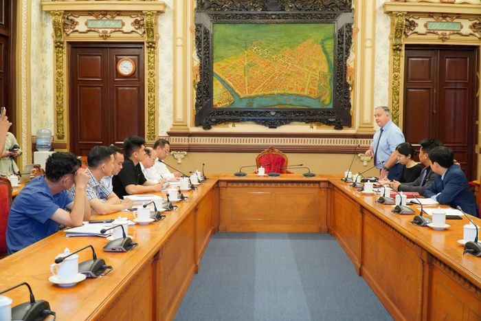 Toàn cảnh buổi làm việc.