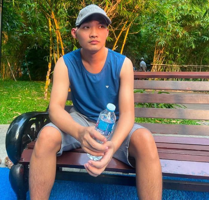 Anh Trần Xuân Mi chia sẻ về hành trình vượt qua những ca phẫu thuật. Ảnh: NVCC.