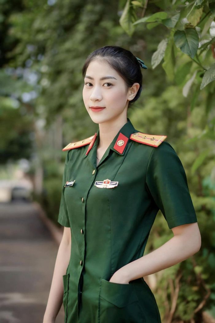 Kiều Trinh là trụ cột quan trọng của Binh chủng Thông tin cũng như tuyển bóng chuyền nữ Việt Nam.