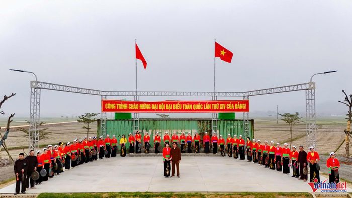 Nét sinh hoạt văn hóa của người Mường trong lễ cưới truyền thống.