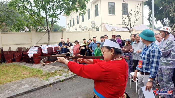 Bà mong muốn thế hệ sau kế thừa và phát huy các giá trị văn hóa truyền thống một cách bền vững.
