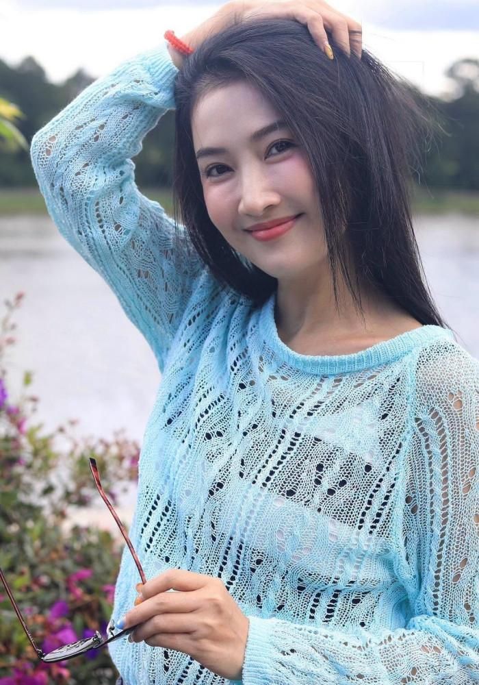 Diễn viên Quỳnh Lam được khen trẻ đẹp, tươi tắn ở tuổi 42. 