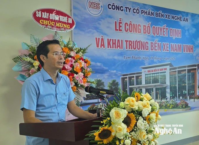 Ông Nguyễn Văn Hải - Phó Giám đốc Sở Xây dựng phát biểu tại buổi lễ. Ảnh: Bùi Thọ