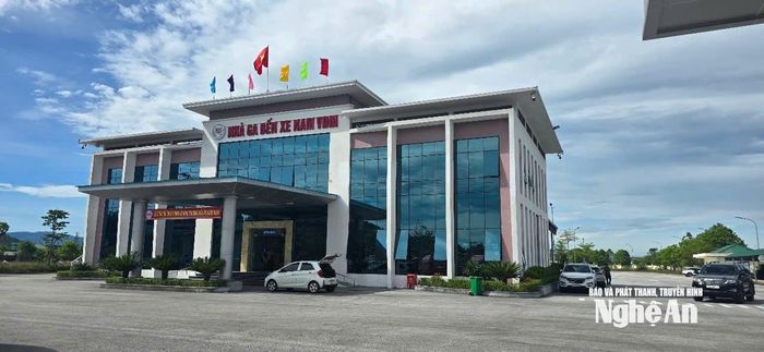 Bến xe Nam Vinh đi vào hoạt động. Ảnh: Bùi Thọ