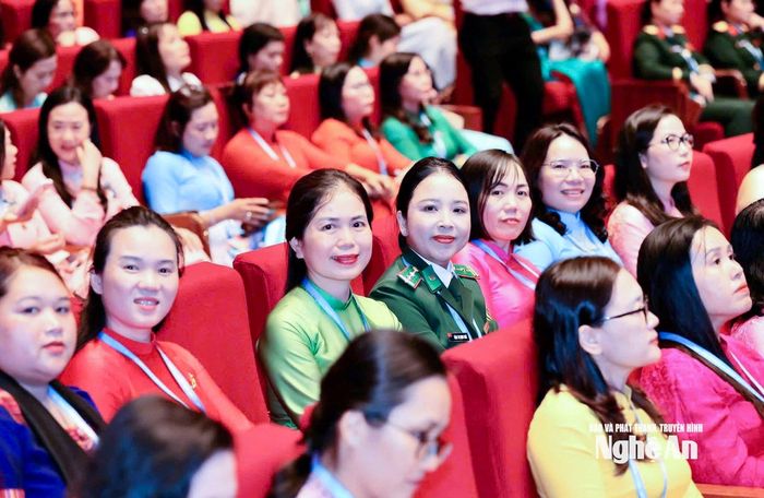 Các đại biểu đoàn Nghệ An tham gia các nội dung trong khuôn khổ đại hội. Ảnh: PV