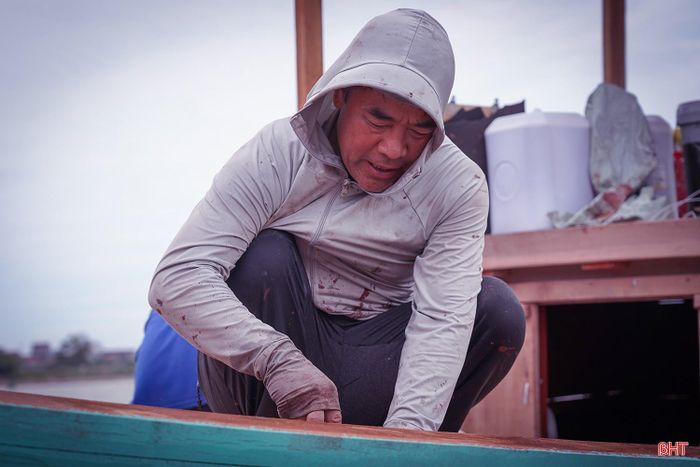 Các xưởng đóng thuyền còn bám trụ lại đa số hoạt động theo hình thức hộ gia đình.