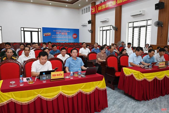 Đại biểu dự hội nghị.