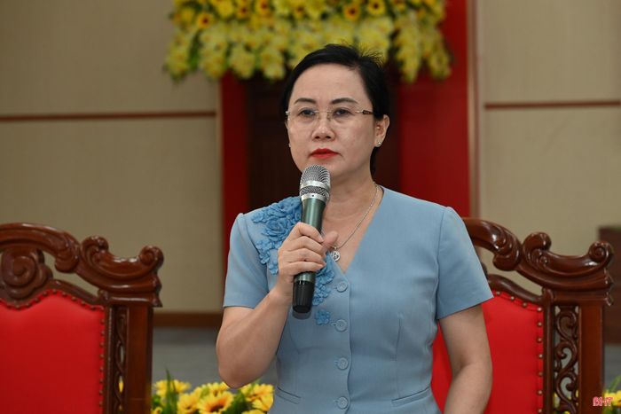 Đồng chí Trương Thanh Huyền - Trưởng ban Tổ chức Tỉnh ủy phát biểu tại hội nghị.