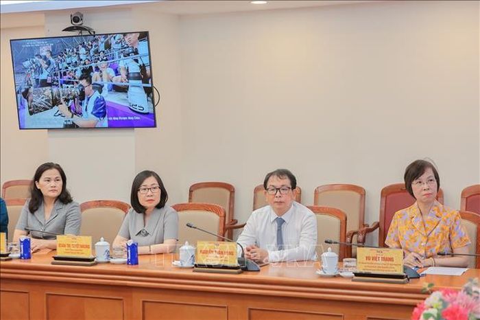 Các đại biểu tham dự buổi lễ. Ảnh: Lê Đông/TTXVN.