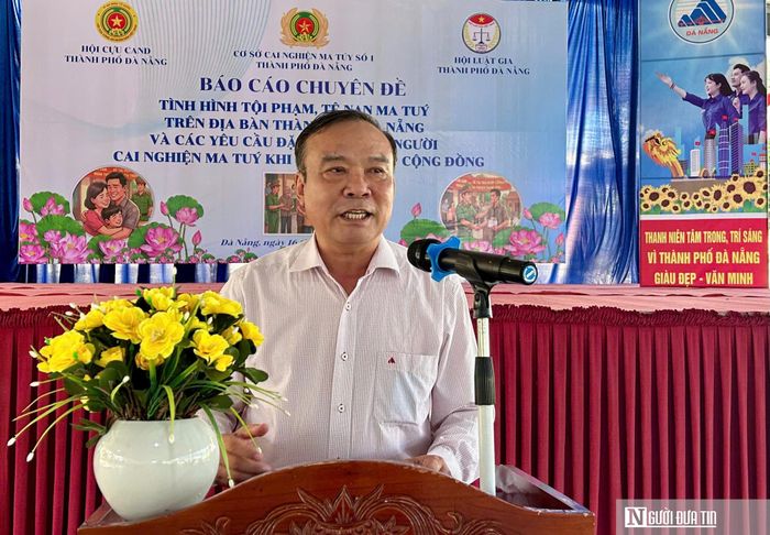 Luật gia Nguyễn Bá Sơn, Chủ tịch Hội Luật gia thành phố Đà Nẵng, giải đáp các vấn đề liên quan đến quyền lợi, việc làm, cư trú và chính sách hỗ trợ sau cai nghiện.