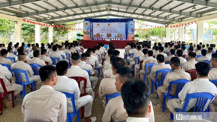 Gần 600 học viên tại Cơ sở cai nghiện ma túy số 1 Công an thành phố Đà Nẵng tham gia buổi tuyên truyền, phổ biến pháp luật.