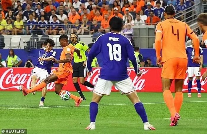 Cầm hòa Hà Lan 2-2 trong trận ra quân, đội tuyển Nhật được đánh giá cao nhất trong các đội châu Á. Ảnh: Reuters.