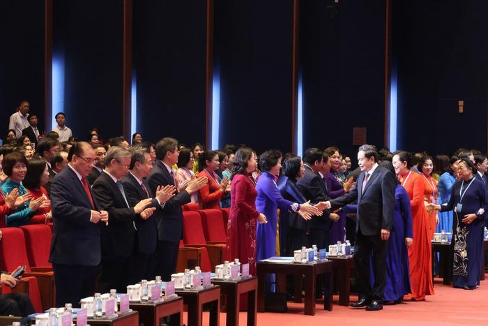 Ủy viên Bộ Chính trị, Chủ tịch Quốc hội Trần Thanh Mẫn và các đại biểu dự Đại hội