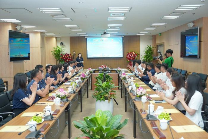 Quang cảnh lễ ký kết