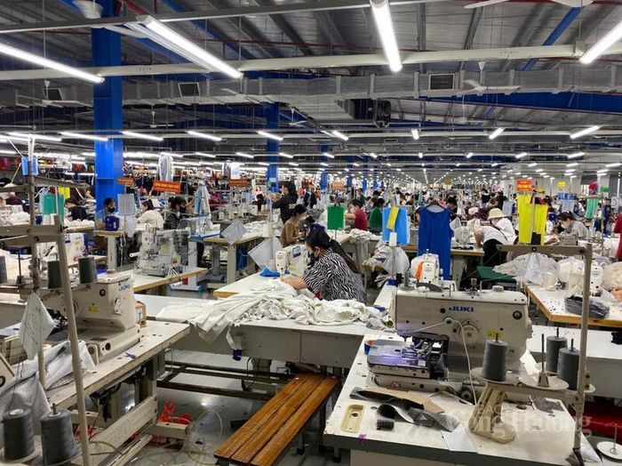 Năm 2025, hơn 40 cơ sở sản xuất công nghiệp của Hà Nội được hỗ trợ đánh giá hiện trạng, áp dụng các giải pháp sản xuất sạch hơn. Ảnh: TH