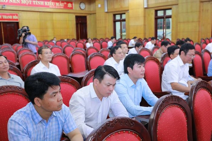 Đại biểu dự hội nghị.