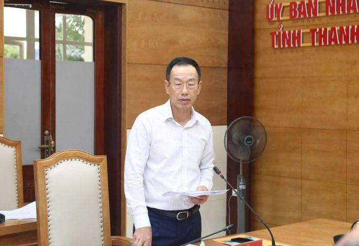 Phó Chủ tịch UBND tỉnh Lê Quang Hùng phát biểu tại hội nghị.