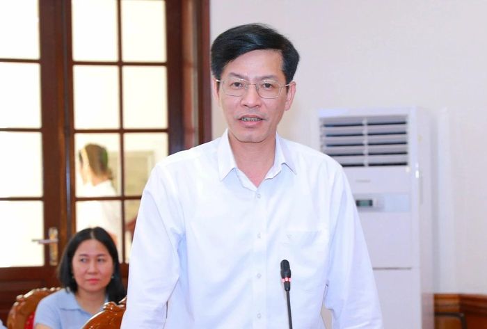 Giám đốc Báo và Phát thanh, truyền hình Thanh Hóa, Chủ tịch Hội Nhà báo tỉnh Thanh Hóa Phạm Văn Báu phát biểu tại buổi gặp mặt.