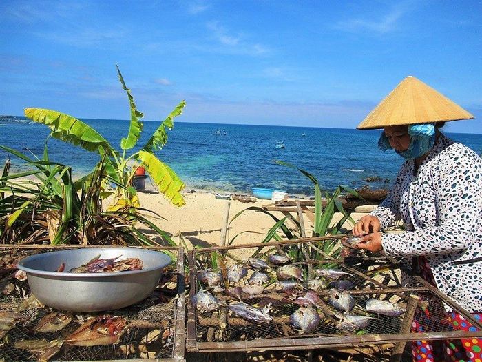 Hòn đảo này gây thiện cảm bởi sự thân thiện của cộng đồng địa phương.