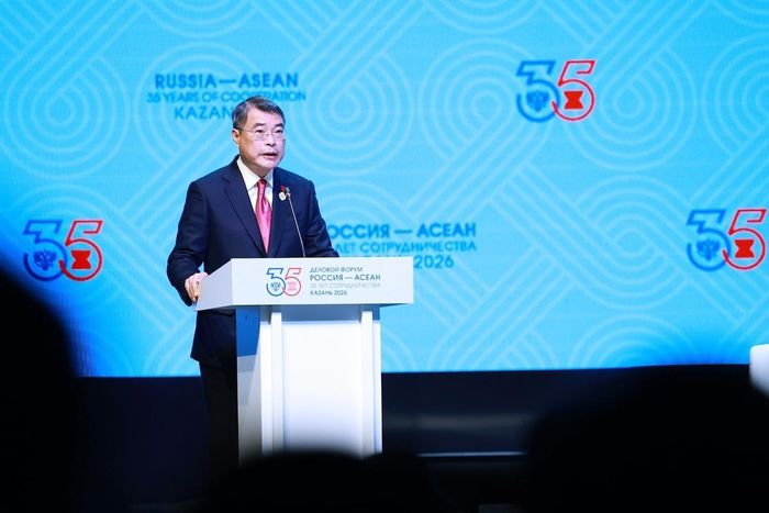 Thủ tướng Lê Minh Hưng phát biểu tại Diễn đàn Kinh doanh ASEAN-Nga. Ảnh: TTXVN