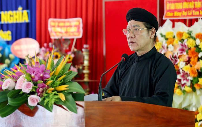 Trưởng ban Trị sự Trung ương Phật hội Tứ Ân Hiếu Nghĩa Nguyễn Ngọc Trác thông tin công tác phật sự trong thời gian qua.