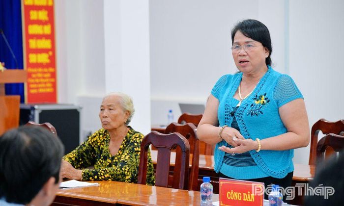 Bà Phạm Thị Kiệp phát biểu ý kiến.