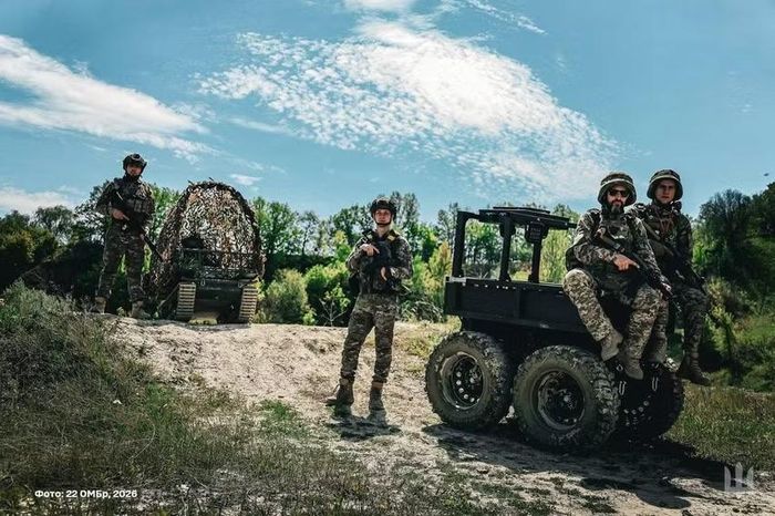 Binh sĩ Ukraine trên chiến trường. Ảnh: X/@DefenceU