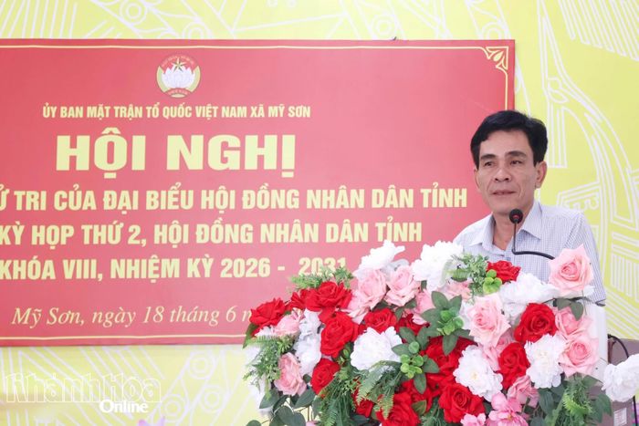 Lãnh đạo xã Mỹ Sơn giải trình, tiếp thu ý kiến, kiến nghị của cử tri.