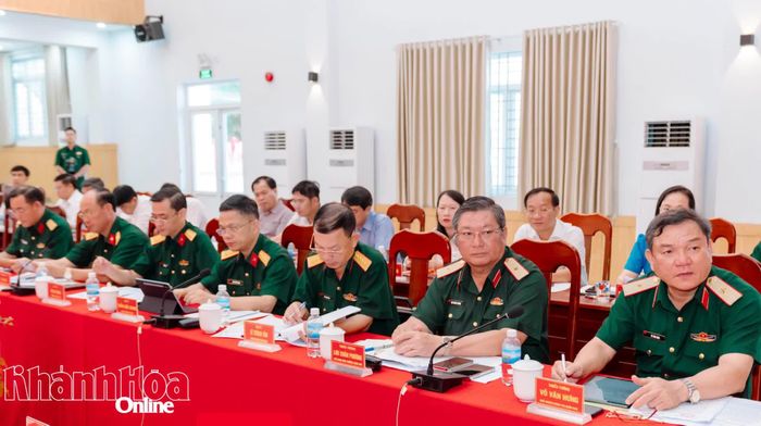 Các đại biểu dự hội nghị.