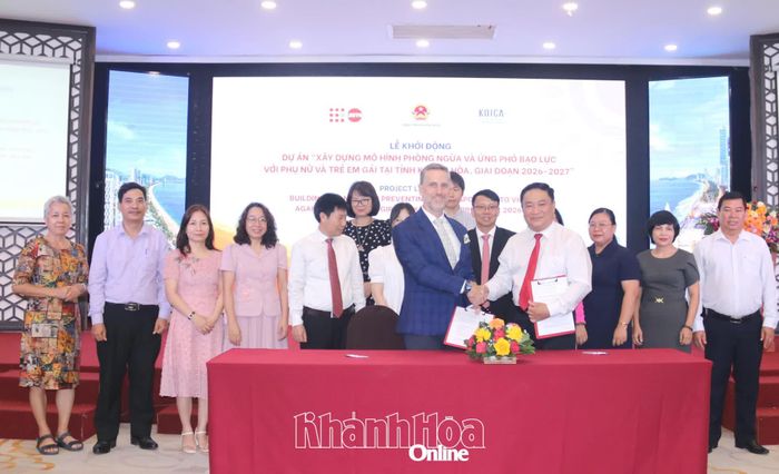 Ký kết thỏa thuận hợp tác giữa tỉnh Khánh Hòa và Quỹ Dân số Liên hợp quốc tại Việt Nam.