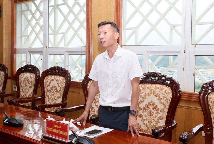 Lãnh đạo Công ty Cổ phần năng lượng VinEnergo phát biểu tại cuộc họp. 