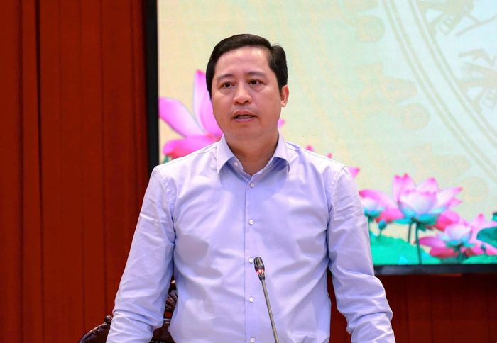 Đồng chí Bí thư Tỉnh ủy phát biểu kết luận buổi làm việc.