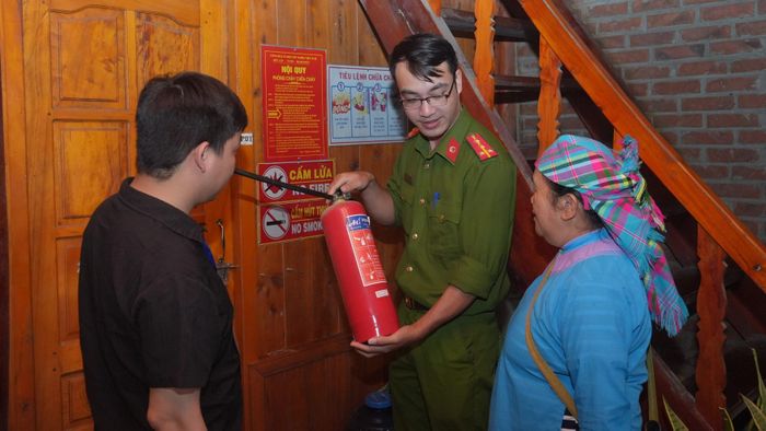 Kiểm tra và hướng dẫn an toàn phòng cháy cho cơ sở lưu trú.