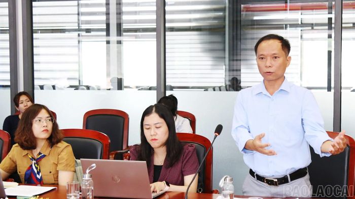 Đại diện các đơn vị, doanh nghiệp phát biểu ý kiến, đề xuất kiến nghị tại buổi làm việc.