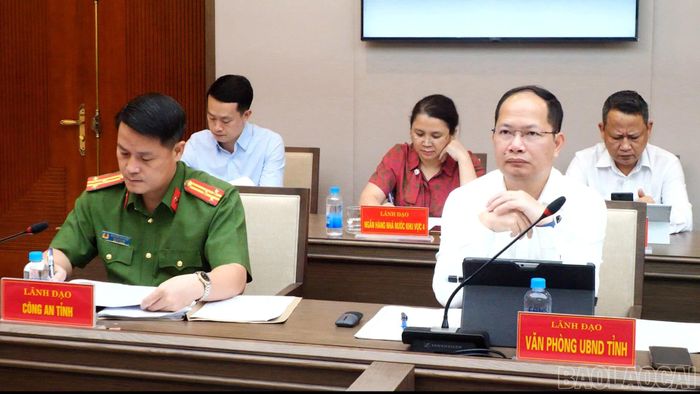 Các đại biểu tham dự hội nghị.