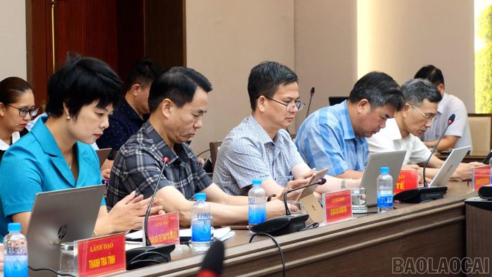 Các đại biểu tham dự hội nghị.