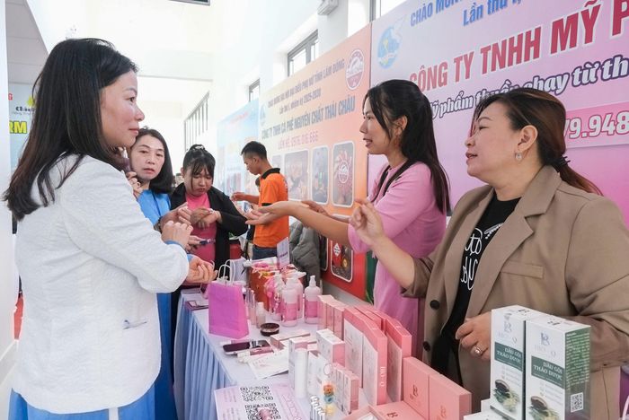Thông qua các hoạt động hỗ trợ từ Hội Phụ nữ, ngày càng có nhiều sản phẩm khởi nghiệp của phụ nữ Lâm Đồng khẳng định chỗ đứng trên thị trường