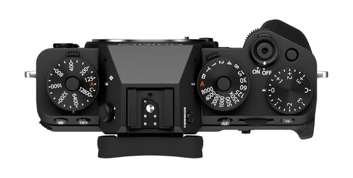 Các vòng xoay điều khiển trên đỉnh máy dự kiến sẽ được thiết kế lại so với Fujifilm X-T5.