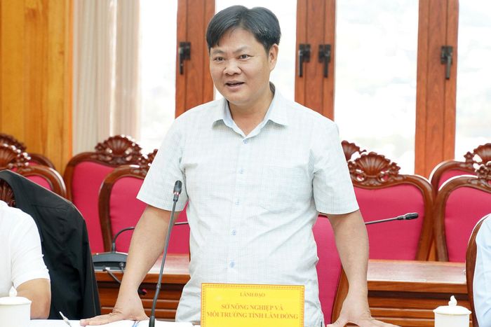 Đại diện lãnh đạo Sở Nông nghiệp và Môi trường nêu ý kiến