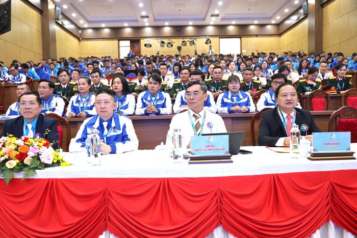 Các đại biểu tham dự đại hội