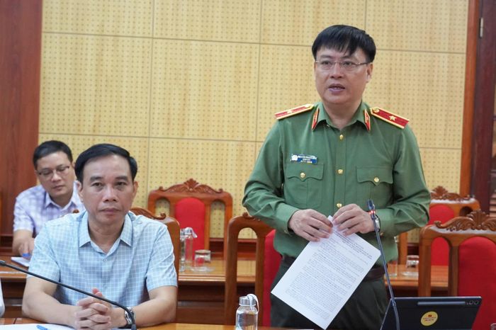 Đồng chí Thiếu tướng Nguyễn Thanh Liêm, Giám đốc Công an tỉnh phát biểu tại cuộc họp - Ảnh: X.P