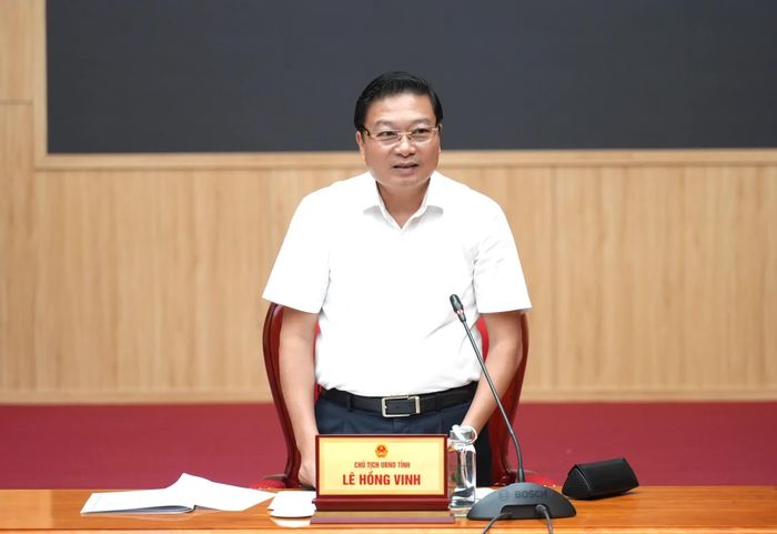 Đồng chí Lê Hồng Vinh, Chủ tịch UBND tỉnh phát biểu kết luận tại buổi làm việc - Ảnh: T.Đ