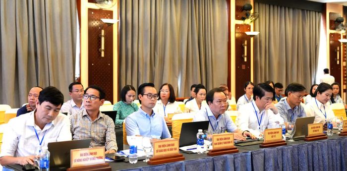 Các đại biểu tham dự hội thảo - Ảnh: H.Tr